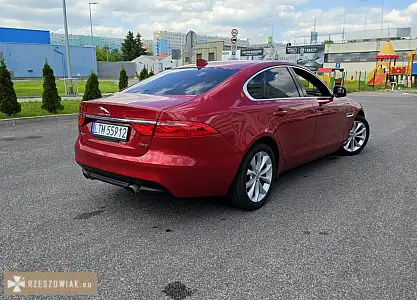 Jaguar xf 2.0 benzyna 250 km (2018) – niski przebieg - Zdjęcie 5 - KRAKOWIACZEK.EU