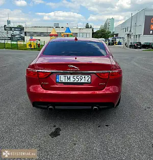 Jaguar xf 2.0 benzyna 250 km (2018) – niski przebieg - Zdjęcie 6 - KRAKOWIACZEK.EU