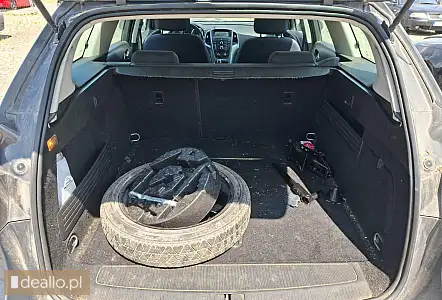 [eLicytacje] I licytacja - Opel Astra Sports Tourer Kombi 2013 - Zdjęcie 5 - WARSZAWIAK.EU
