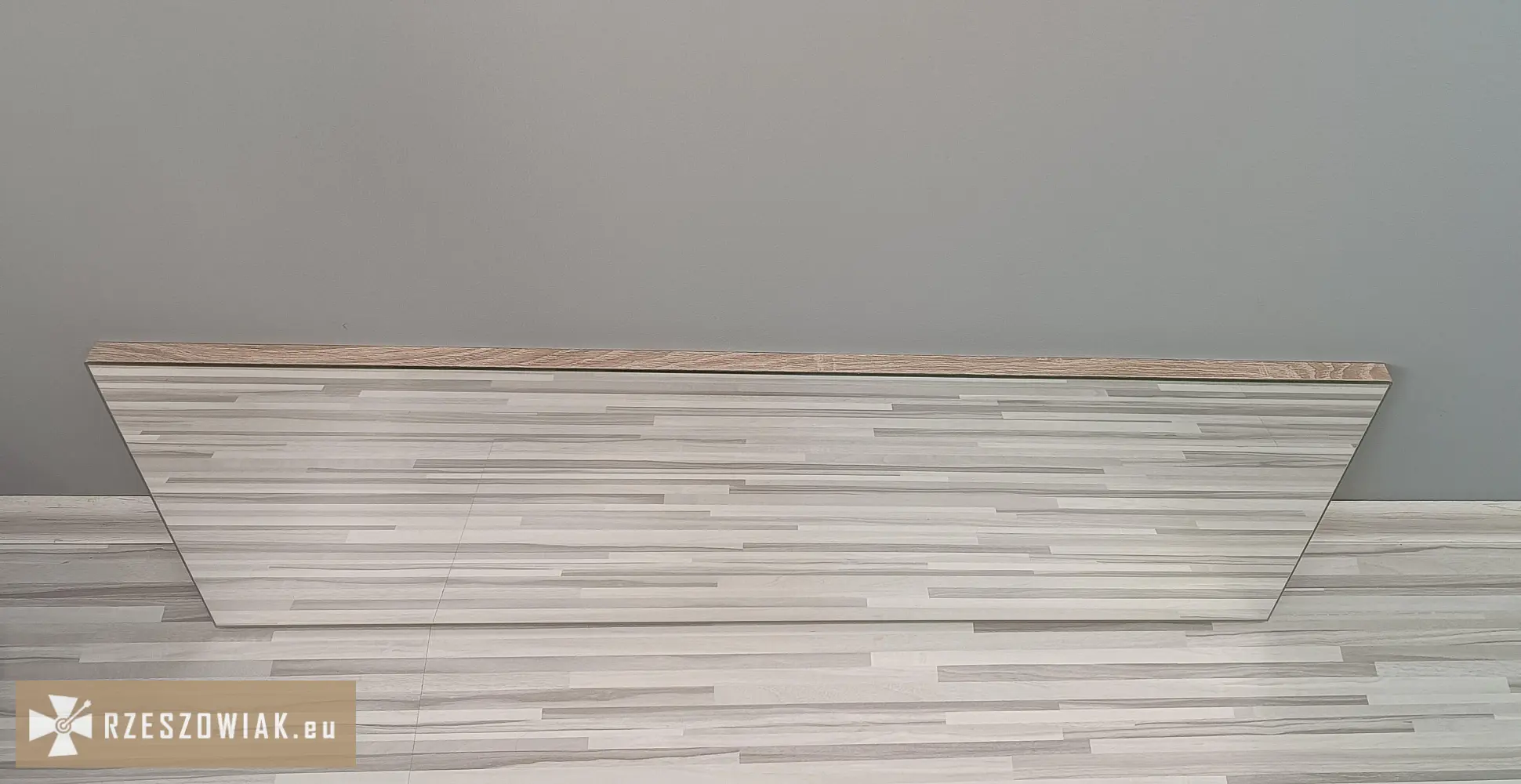Lustro ścienne 90 × 30,5 cm w ramie - Zdjęcie 3 - WARSZAWIAK.EU