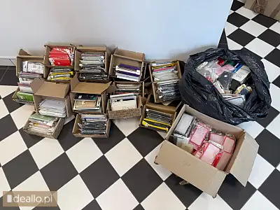 [elicytacje]  - etui do telefonów różne 675 szt. - WARSZAWIAK.EU