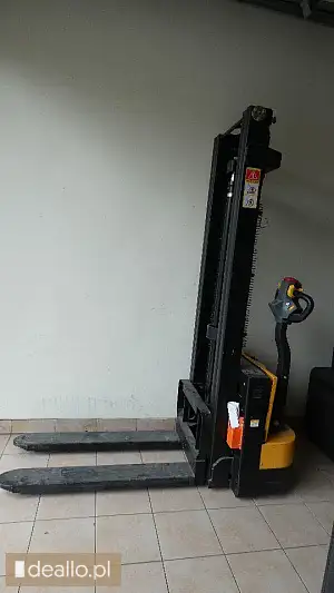 [eLicytacje]  - Wózek widłowy elektryczny Green Cell Cube 12V - POZNANIAK.NET