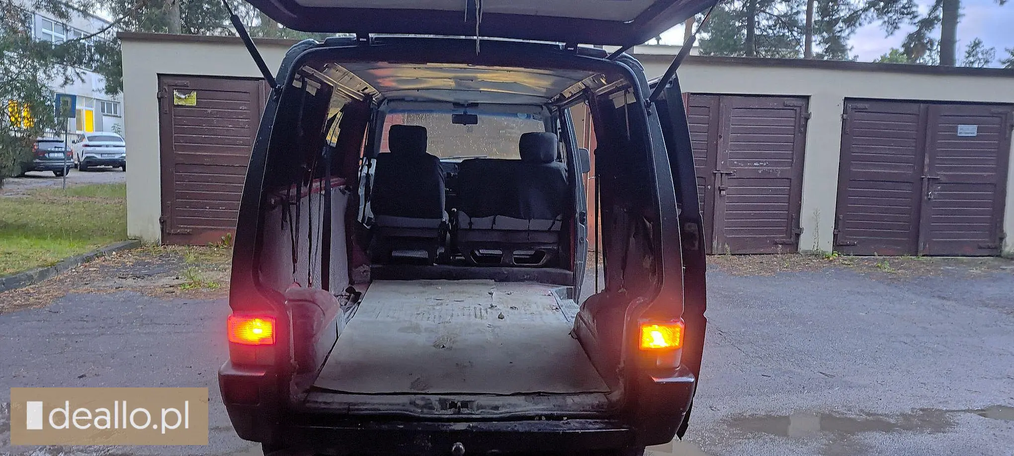 Samochód osobowy Volkswagen Transporter, rok prod. 1994, poj. 1.9 Diesel - I licytacja - [eLicytacje - Zdjęcie 10 - WARSZAWIAK.EU