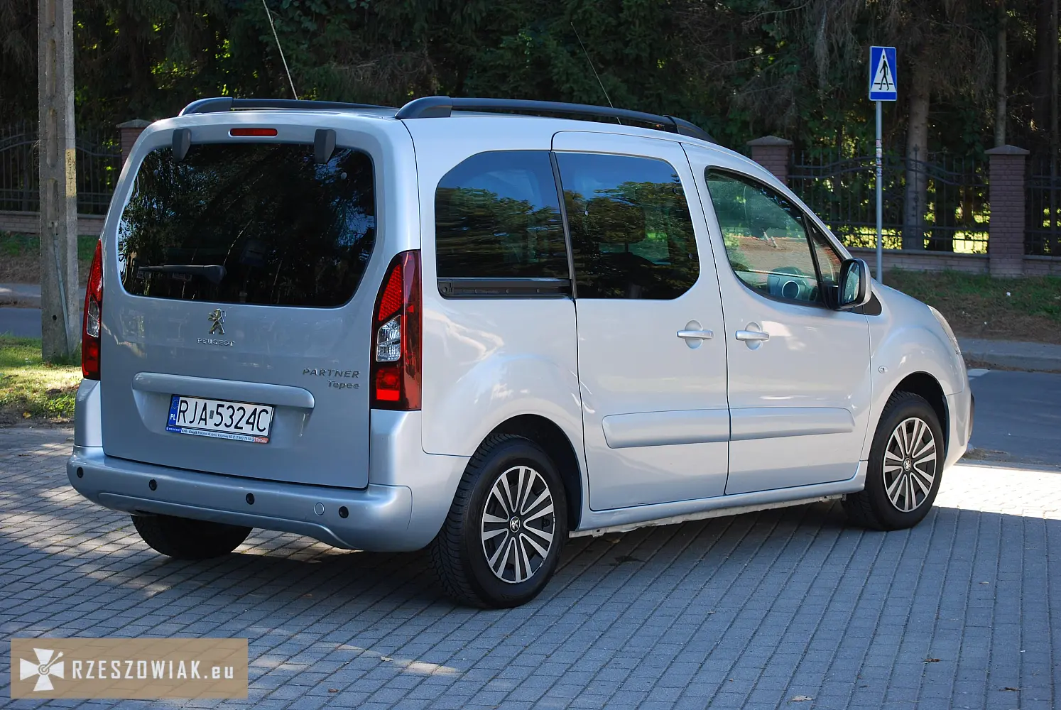 Peugeot partner ii fl 1.6 bluehdi (99 km) | salon polska | i właściciel | 2 przesuwne drzwi | fv 23% - Zdjęcie 6 - WARSZAWIAK.EU