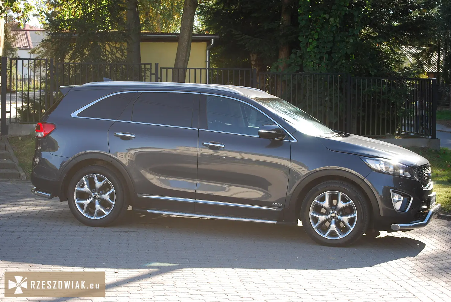 Kia sorento 2.0 crdi (185 km) awd auto | salon polska | max wersja 7 miejsc | serwis aso - Zdjęcie 6 - WARSZAWIAK.EU