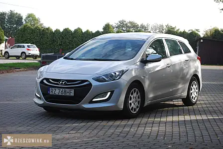 Hyundai i30 ii kombi 1.6 crdi (110 km) | salon polska | bezwypadkowy | led | bluetooth - DEALLO.PL