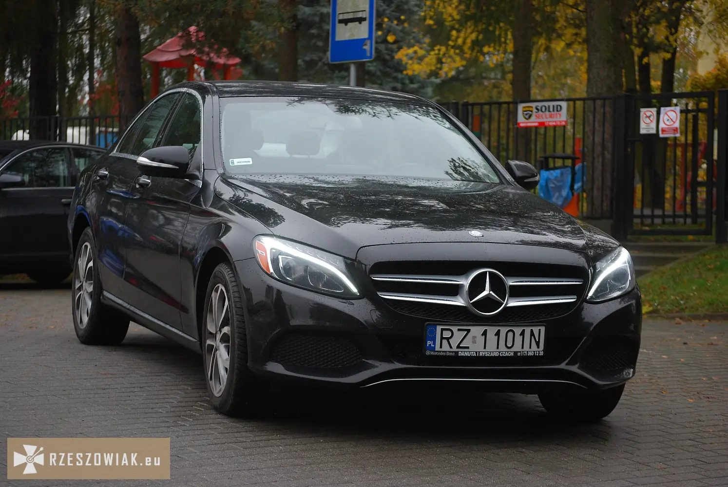 Mercedes-benz klasa c w205 c300 2.0 turbo 245 km | 4matic (4x4) | automat | panorama | - Zdjęcie 4 - DEALLO.PL