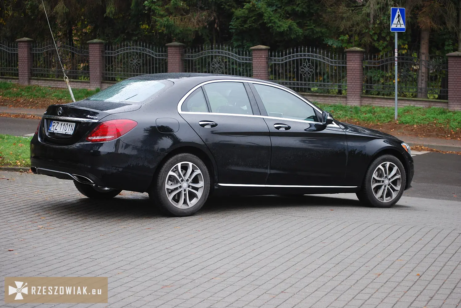 Mercedes-benz klasa c w205 c300 2.0 turbo 245 km | 4matic (4x4) | automat | panorama | - Zdjęcie 6 - DEALLO.PL