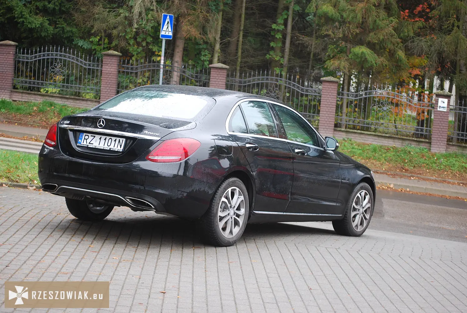 Mercedes-benz klasa c w205 c300 2.0 turbo 245 km | 4matic (4x4) | automat | panorama | - Zdjęcie 7 - DEALLO.PL